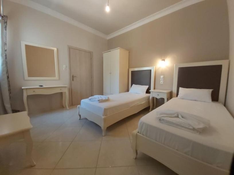 Konstantinos Apartments Ammoudia Exterior foto