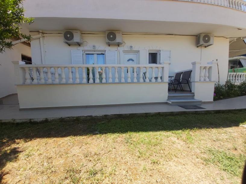Konstantinos Apartments Ammoudia Exterior foto